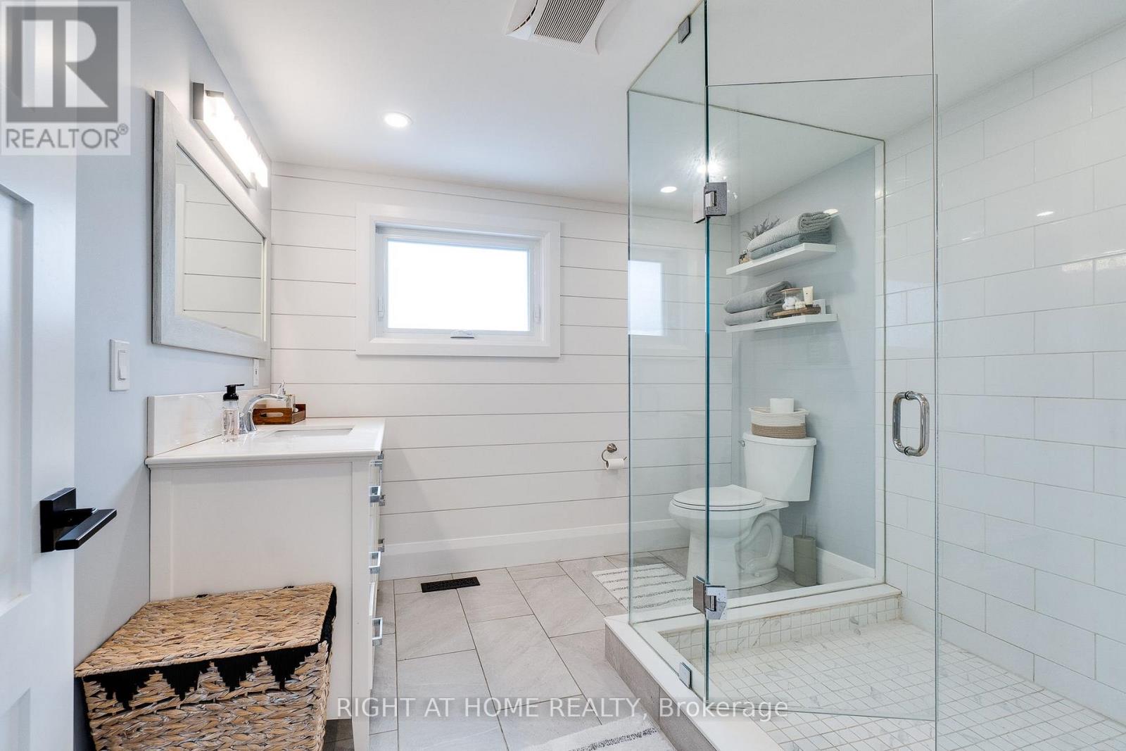 54 Blue Jay Boulevard, Georgina (Virginia), Ontario  L0E 1N0 - Photo 20 - N12786540