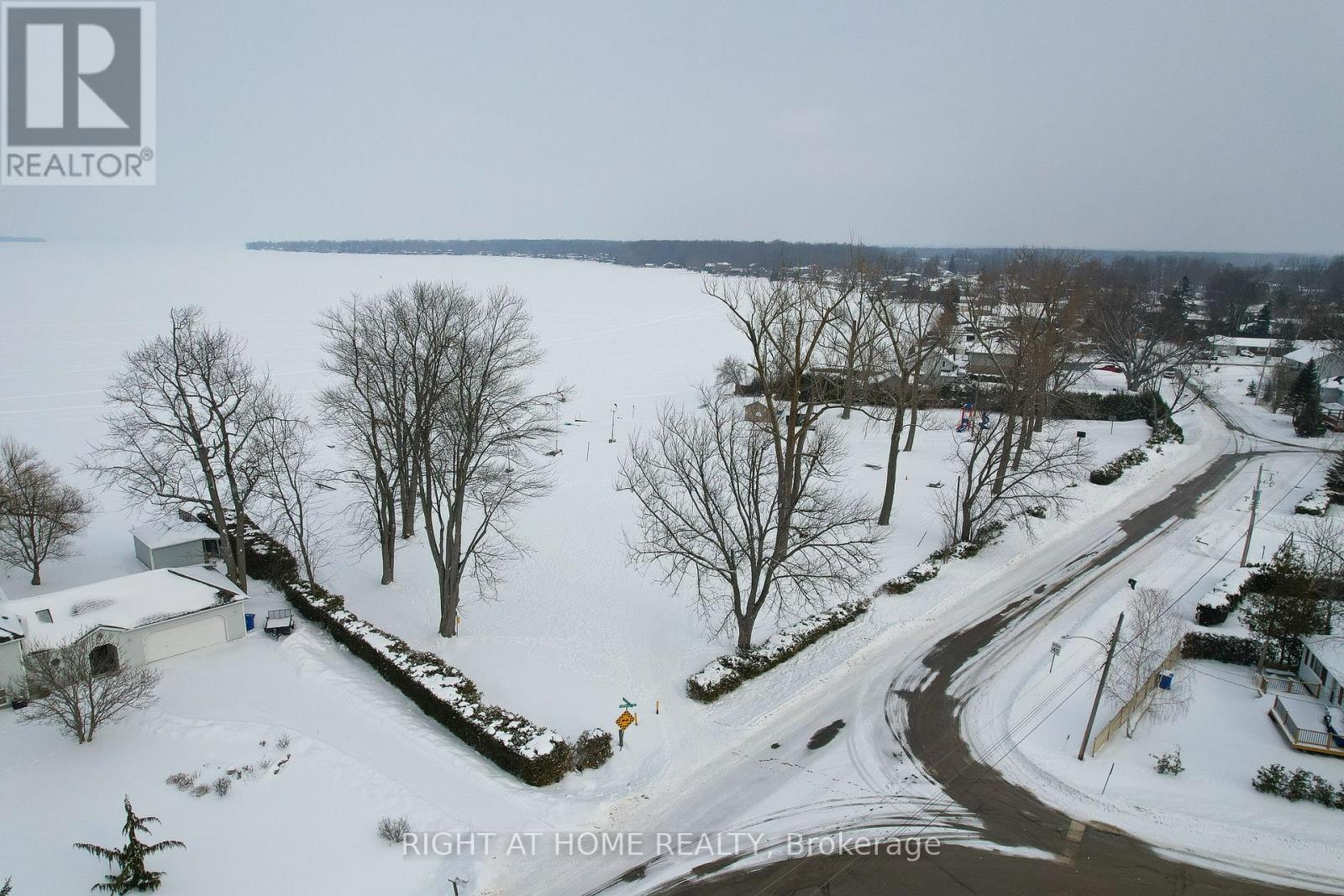 54 Blue Jay Boulevard, Georgina (Virginia), Ontario  L0E 1N0 - Photo 33 - N12786540