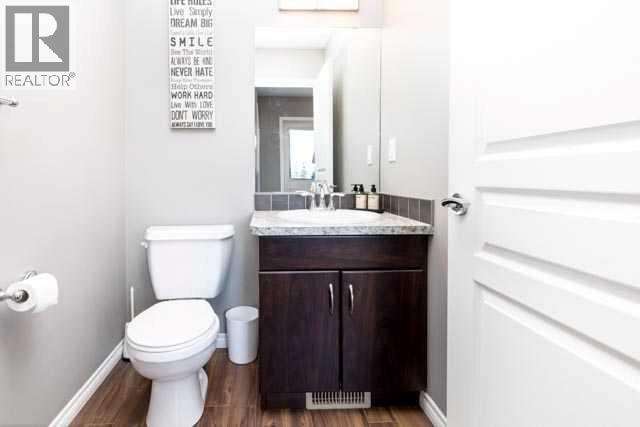 34 Rafferty Court, Sylvan Lake, Alberta  T4S 0K3 - Photo 11 - A2282433