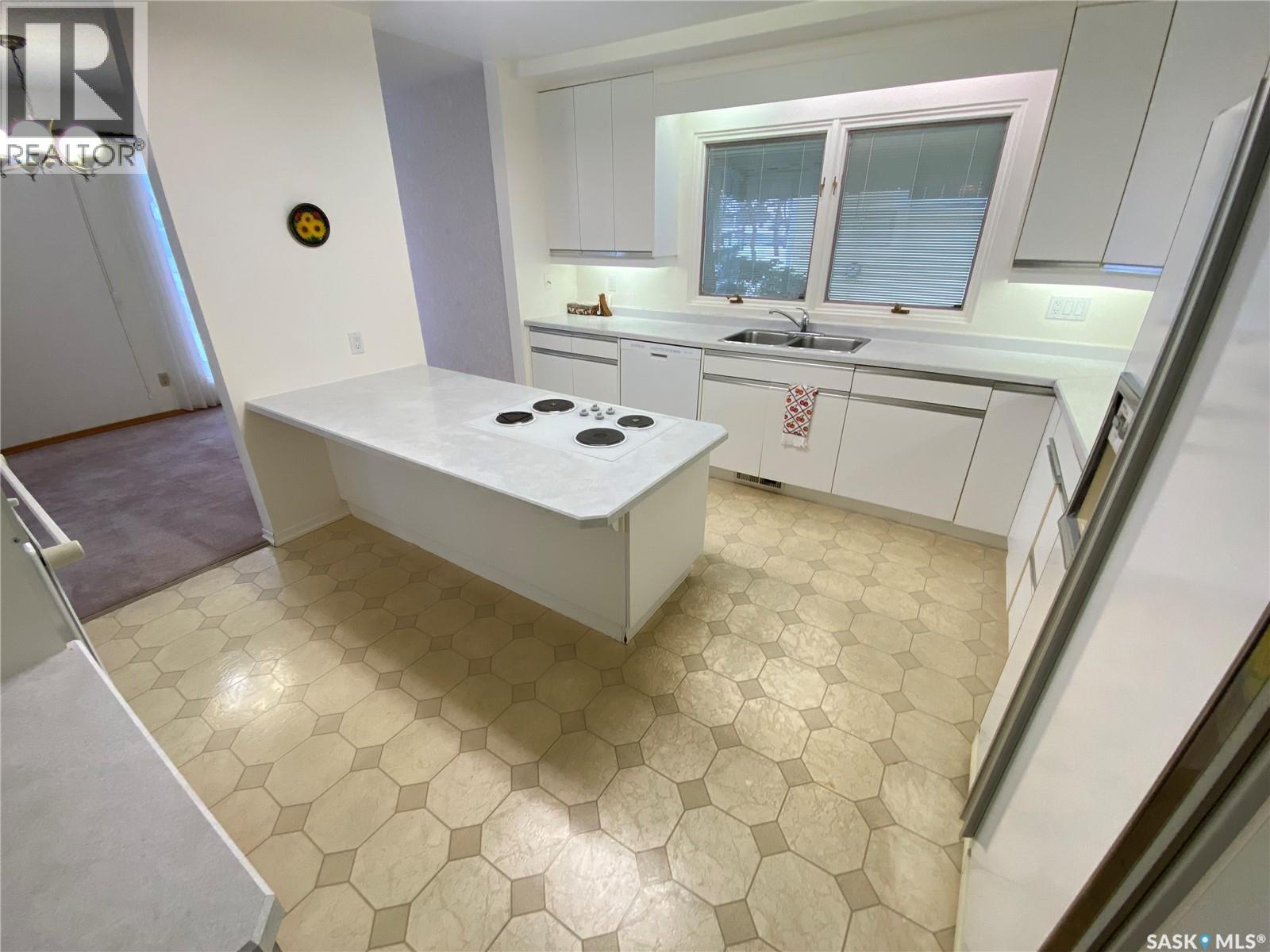 26 Haultain Avenue, Yorkton, Saskatchewan  S3N 1X4 - Photo 2 - SK028428