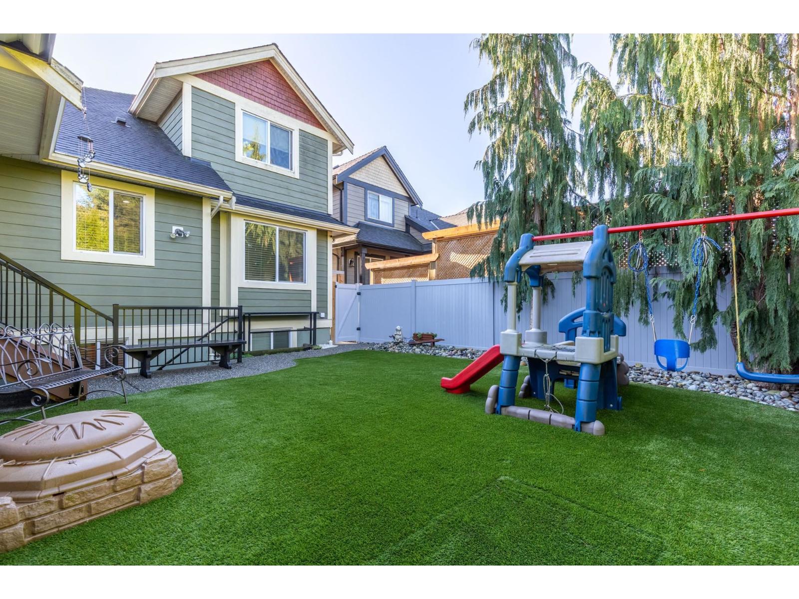 19667 72a Avenue, Langley, British Columbia  V2Y 3E5 - Photo 39 - R3089007