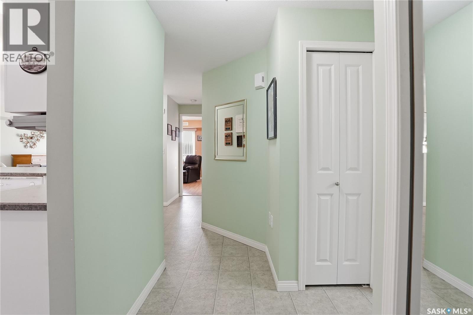 501 2221 Adelaide Street E, Saskatoon, Saskatchewan  S7J 5L9 - Photo 3 - SK028305