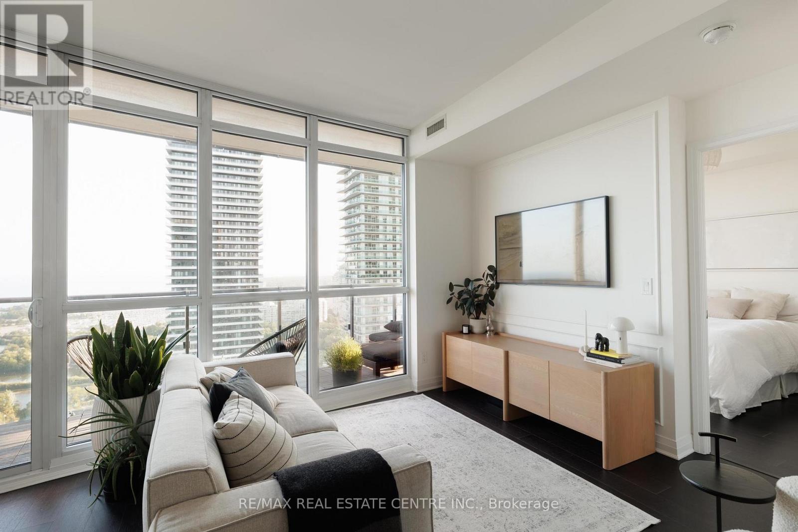 3005 - 59 Annie Craig Drive, Toronto, Ontario  M8V 0C5 - Photo 11 - W12786332