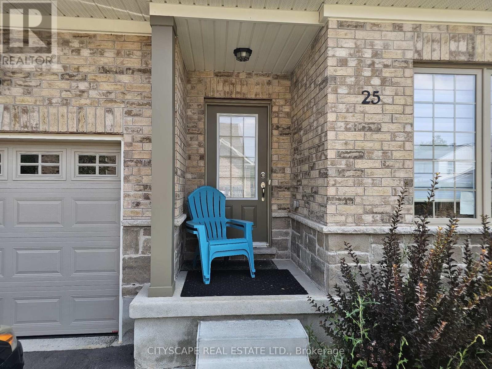 25 Braida Lane, Halton Hills, Ontario  L7J 0B7 - Photo 2 - W12786336