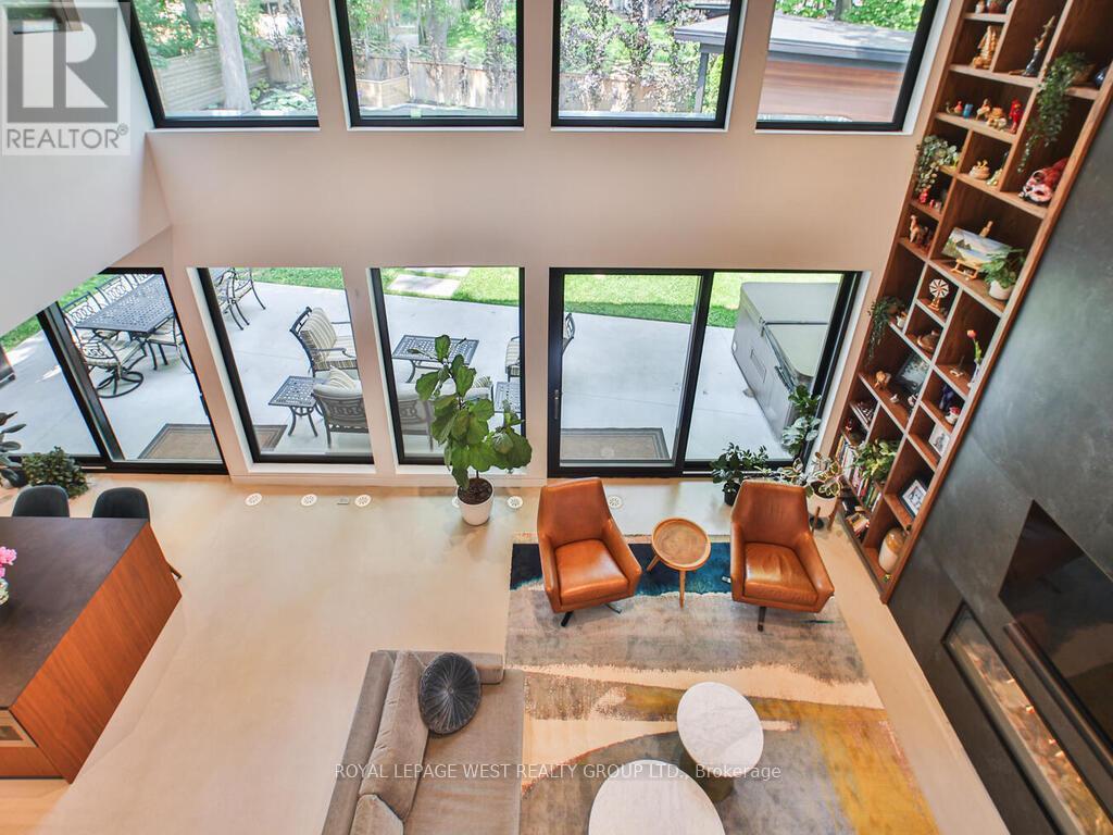 4 Old Oak Road, Toronto, Ontario  M9A 2V8 - Photo 23 - W12786338