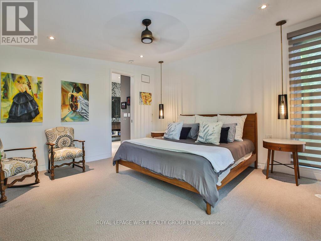 4 Old Oak Road, Toronto, Ontario  M9A 2V8 - Photo 24 - W12786338