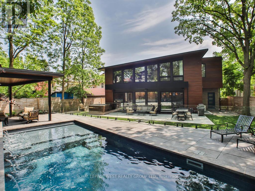 4 Old Oak Road, Toronto, Ontario  M9A 2V8 - Photo 44 - W12786338