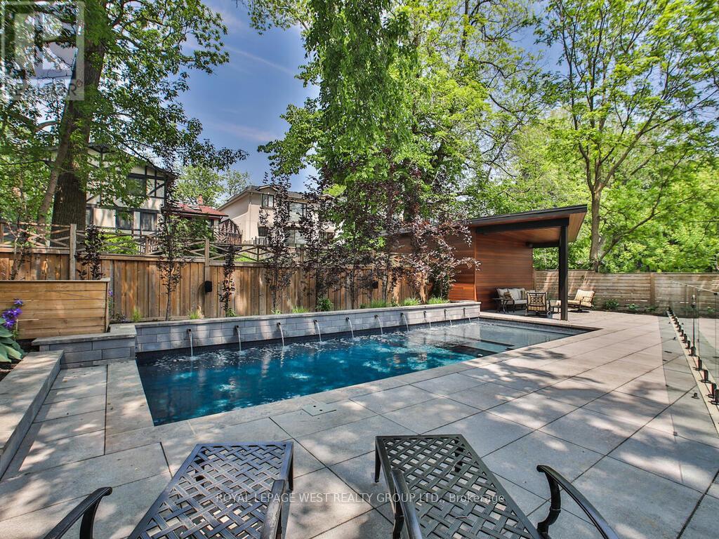 4 Old Oak Road, Toronto, Ontario  M9A 2V8 - Photo 46 - W12786338