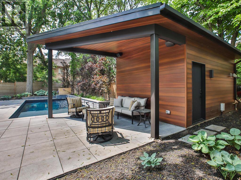 4 Old Oak Road, Toronto, Ontario  M9A 2V8 - Photo 47 - W12786338