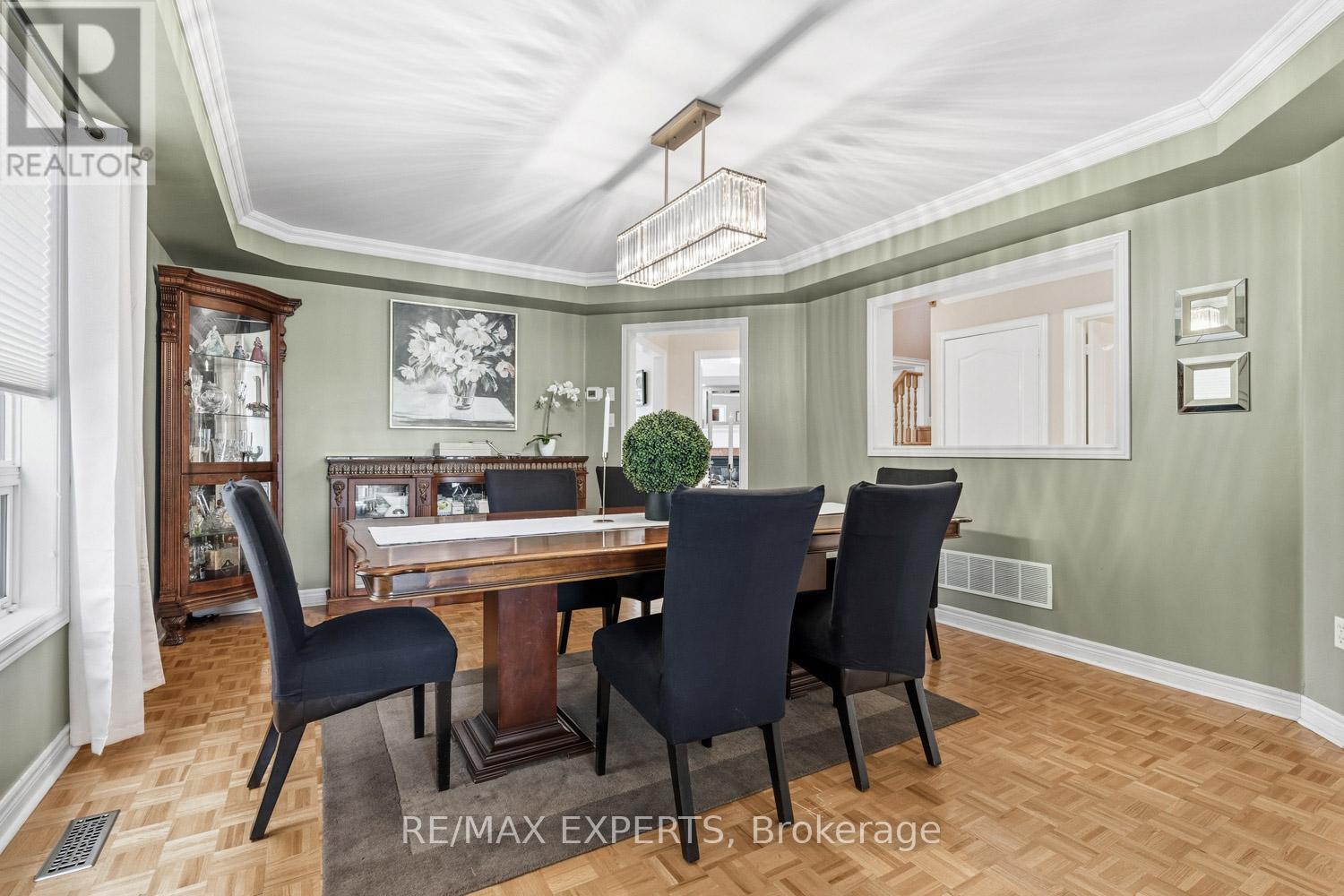 182 Waterbury Street, Caledon, Ontario  L7E 2H9 - Photo 16 - W12786356