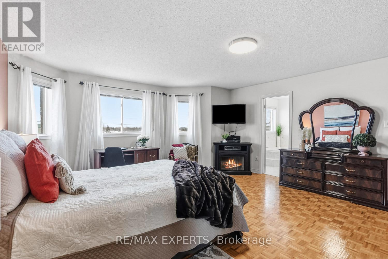 182 Waterbury Street, Caledon, Ontario  L7E 2H9 - Photo 22 - W12786356