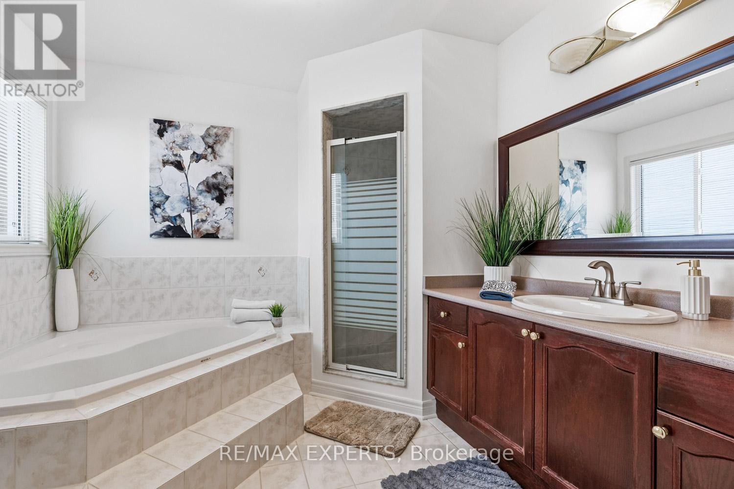 182 Waterbury Street, Caledon, Ontario  L7E 2H9 - Photo 23 - W12786356