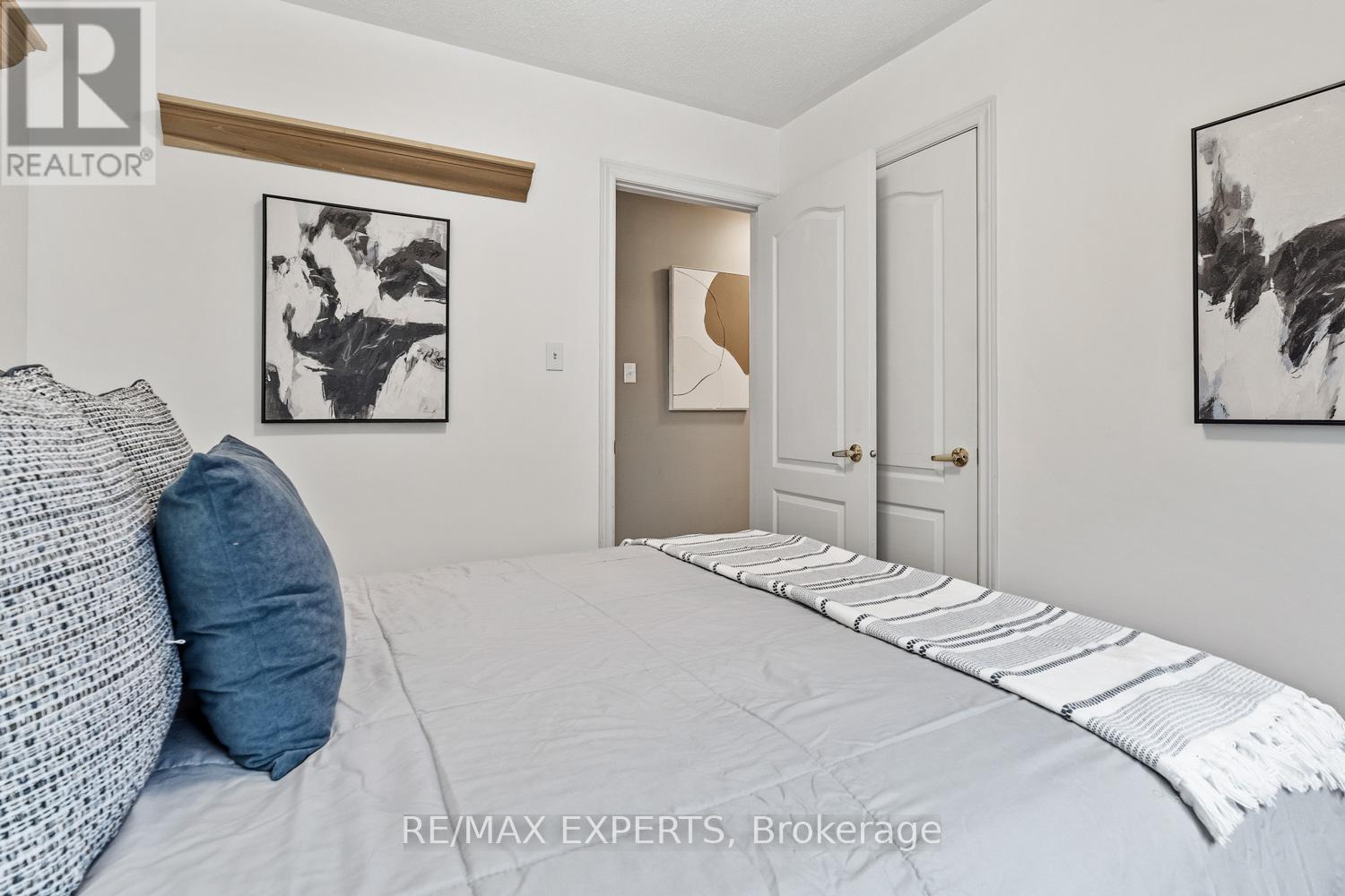 182 Waterbury Street, Caledon, Ontario  L7E 2H9 - Photo 33 - W12786356