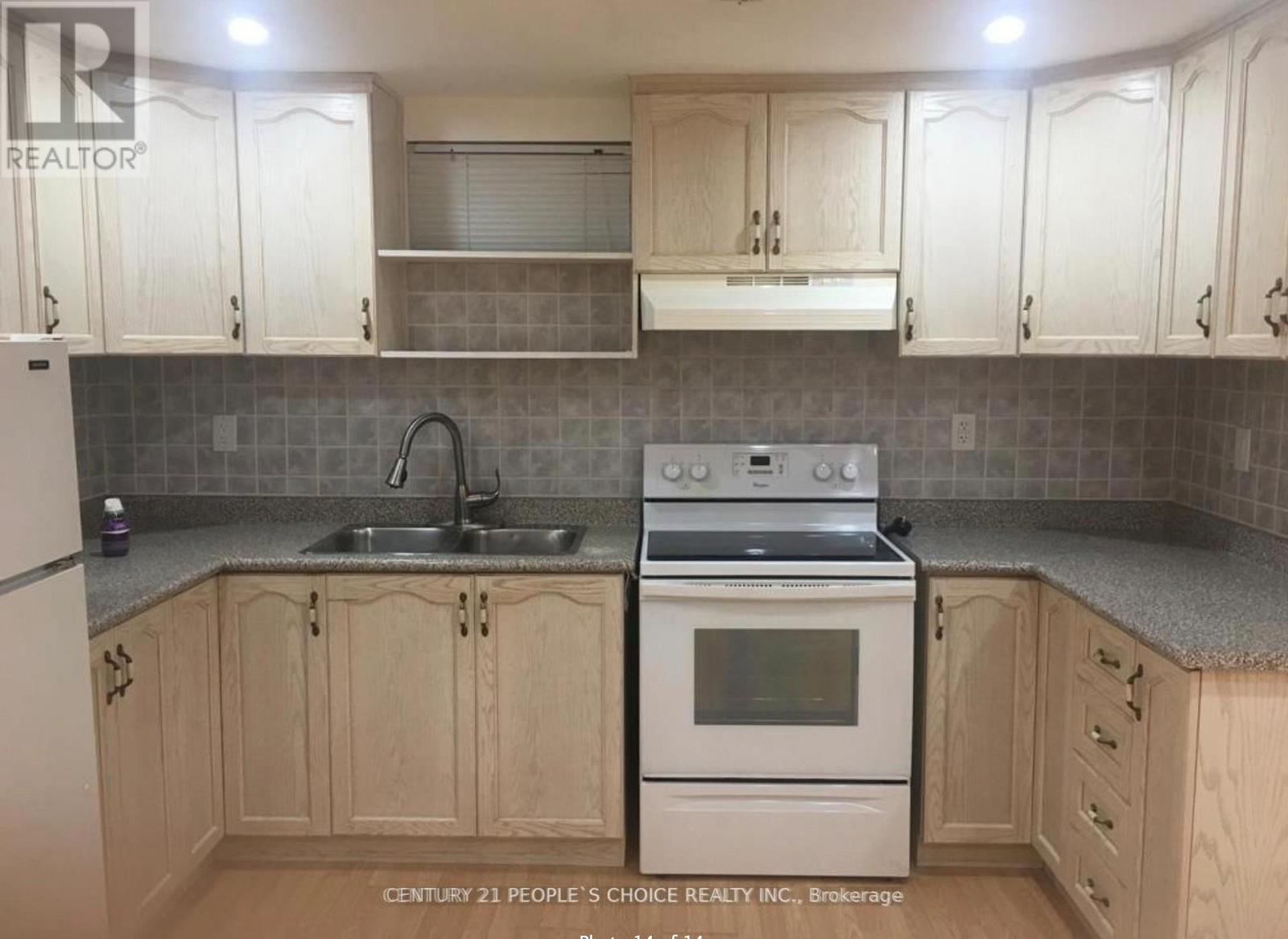 Bsmt - 5951 Mersey Street, Mississauga, Ontario  L5V 1W1 - Photo 4 - W12786384