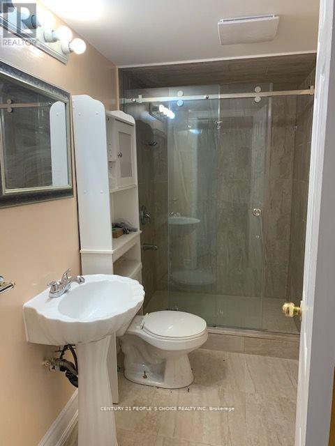 Bsmt - 5951 Mersey Street, Mississauga, Ontario  L5V 1W1 - Photo 6 - W12786384