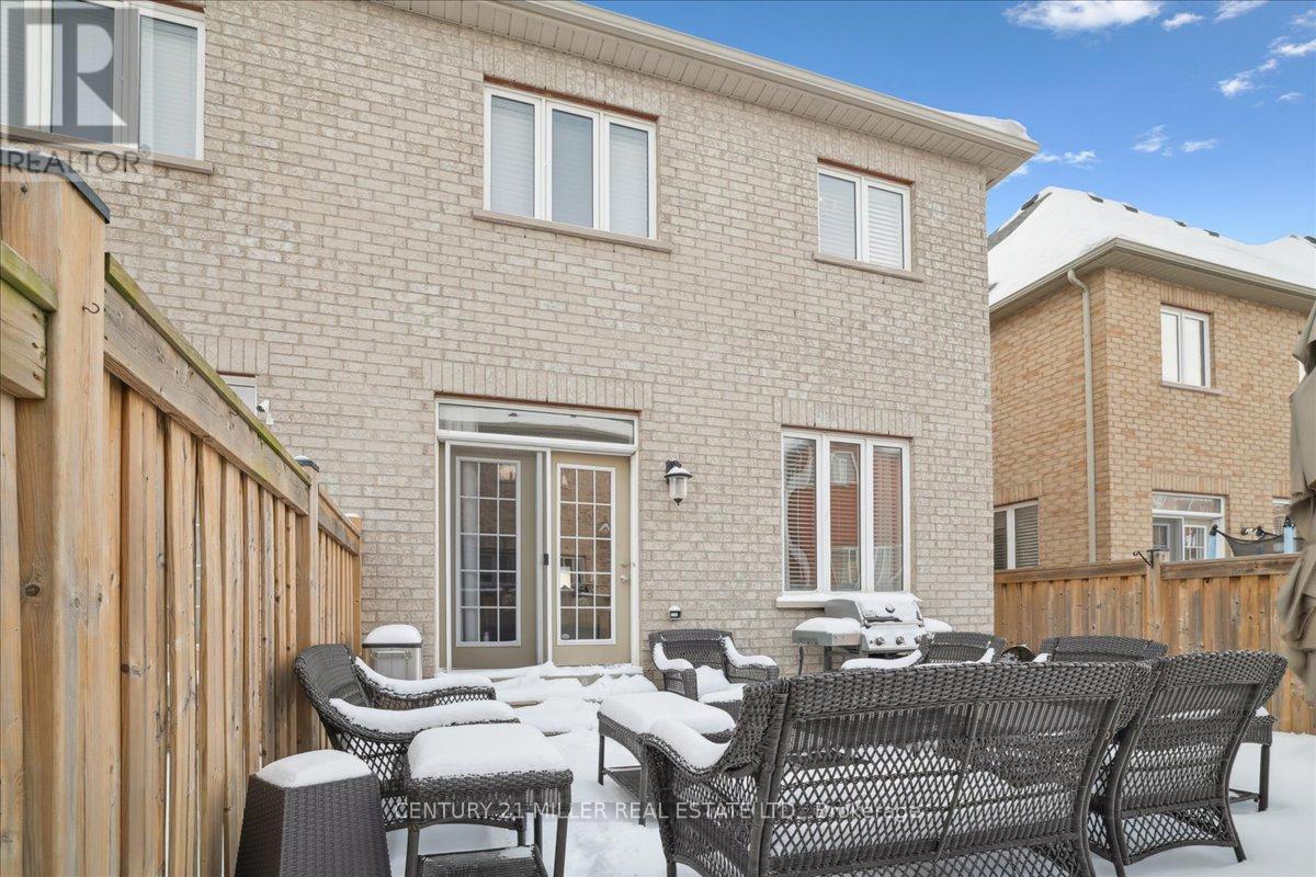 3071 Isaac Avenue, Oakville, Ontario  L6M 0S7 - Photo 35 - W12786390