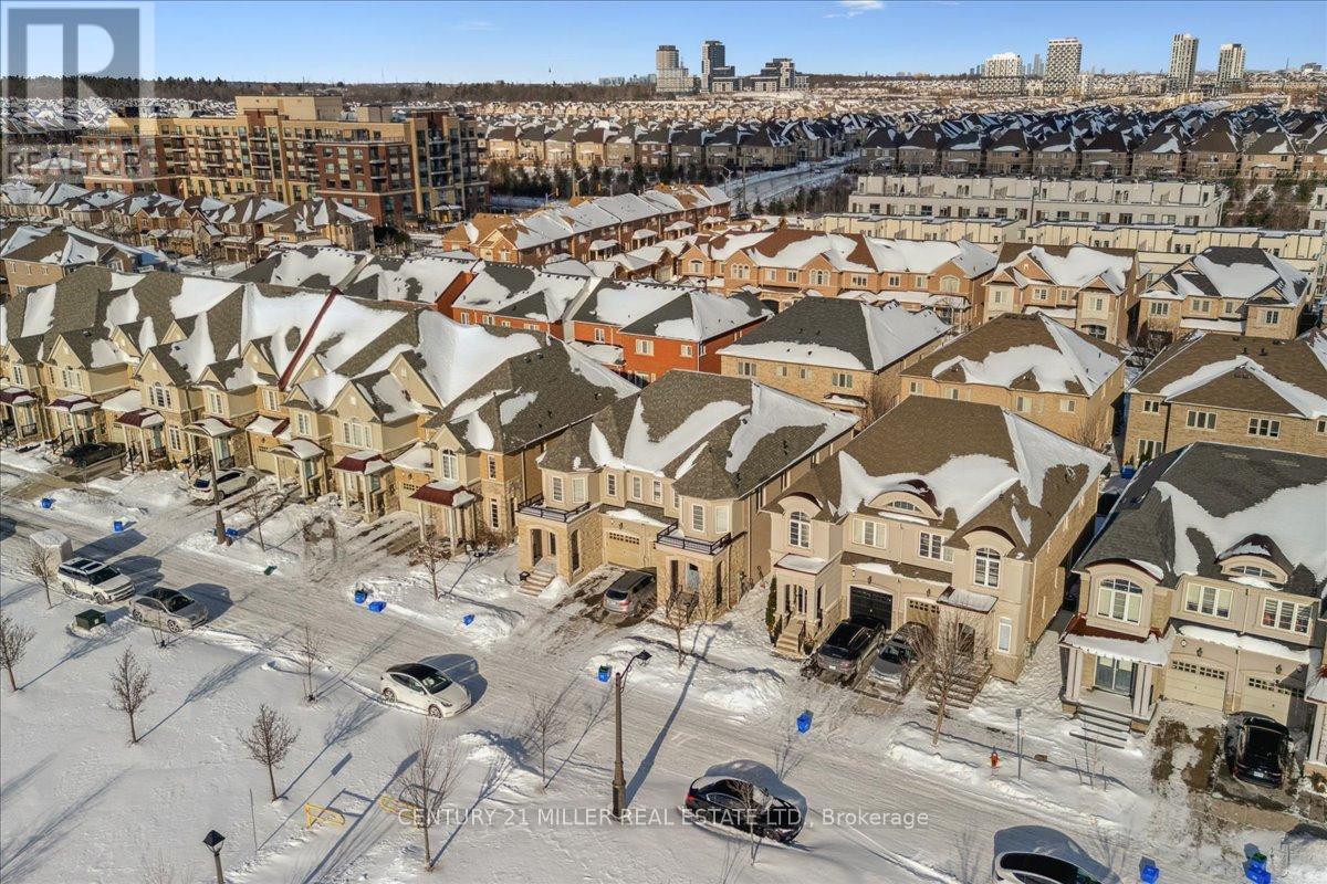 3071 Isaac Avenue, Oakville, Ontario  L6M 0S7 - Photo 42 - W12786390