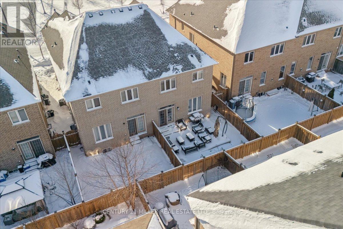 3071 Isaac Avenue, Oakville, Ontario  L6M 0S7 - Photo 45 - W12786390