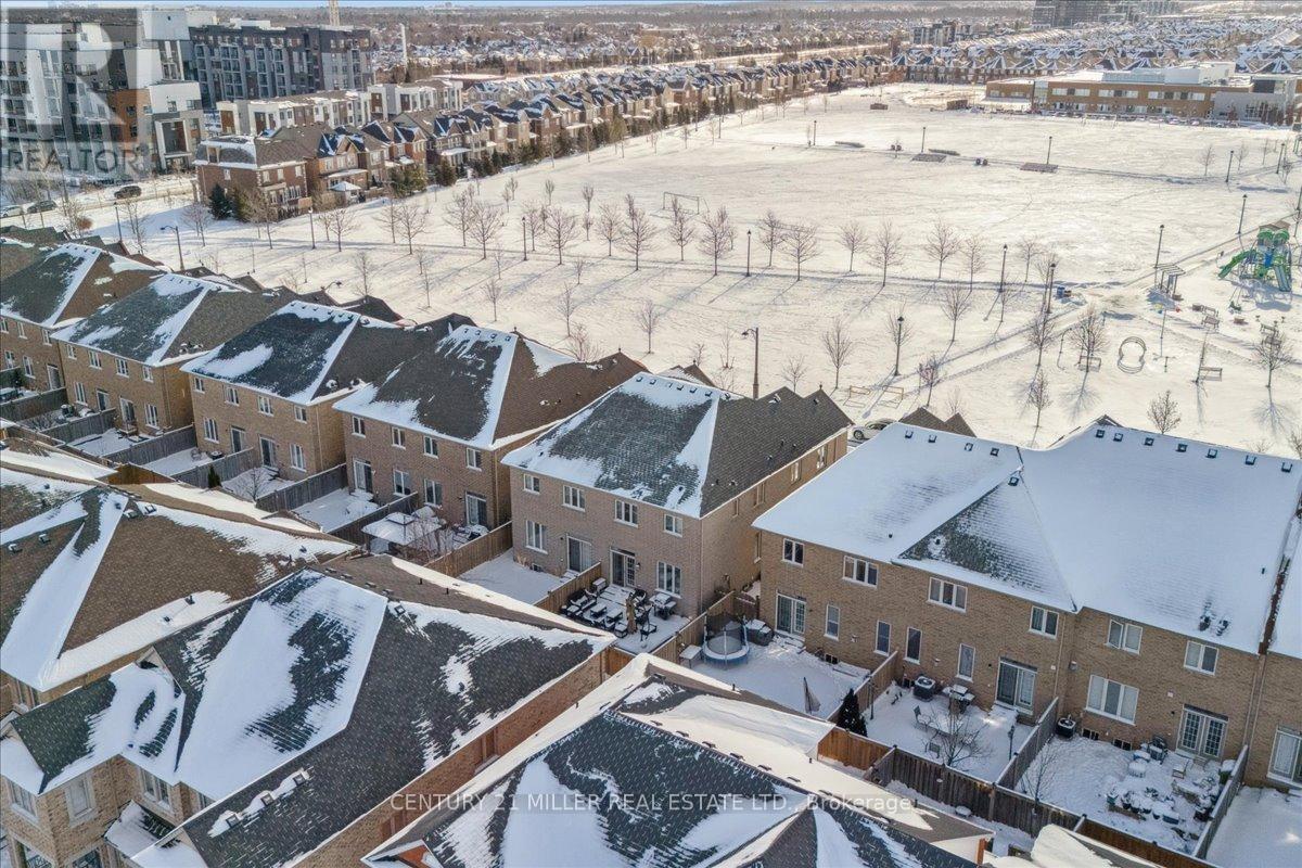 3071 Isaac Avenue, Oakville, Ontario  L6M 0S7 - Photo 48 - W12786390