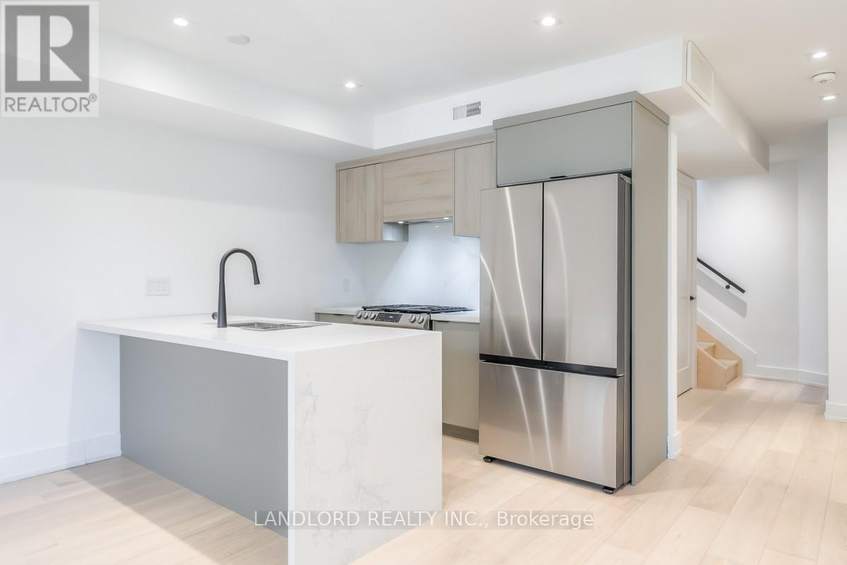 3 - 37 Boustead Avenue, Toronto, Ontario  M6R 1Y7 - Photo 1 - W12786400