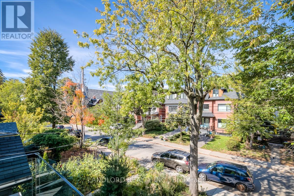 3 - 37 Boustead Avenue, Toronto, Ontario  M6R 1Y7 - Photo 18 - W12786400