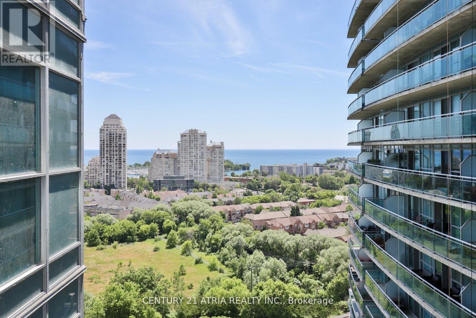 1731 - 165 Legion Road N, Toronto, Ontario  M8Y 0B3 - Photo 9 - W12786426