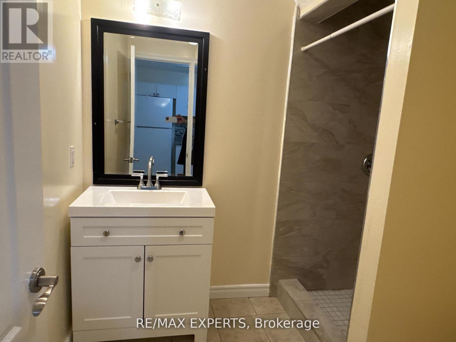 (Basement) - 5 Cadillac Crescent, Brampton, Ontario  L7A 3B3 - Photo 25 - W12786462