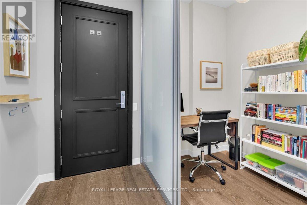 316 - 90 Park Lawn Road, Toronto, Ontario  M8Y 0B6 - Photo 5 - W12786504