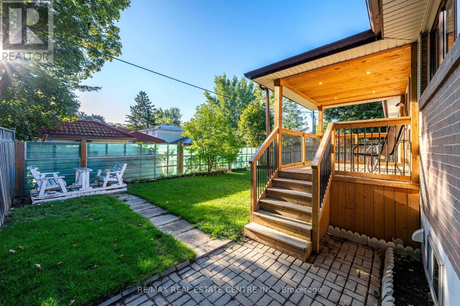 3 Dunn Place, Brampton, Ontario  L6T 1S2 - Photo 46 - W12786506