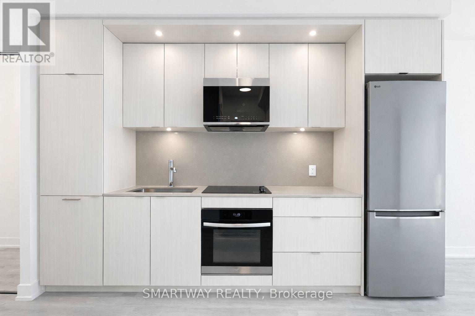 1511 - 60 Central Park Roadway, Toronto, Ontario  M9A 0E6 - Photo 12 - W12786546