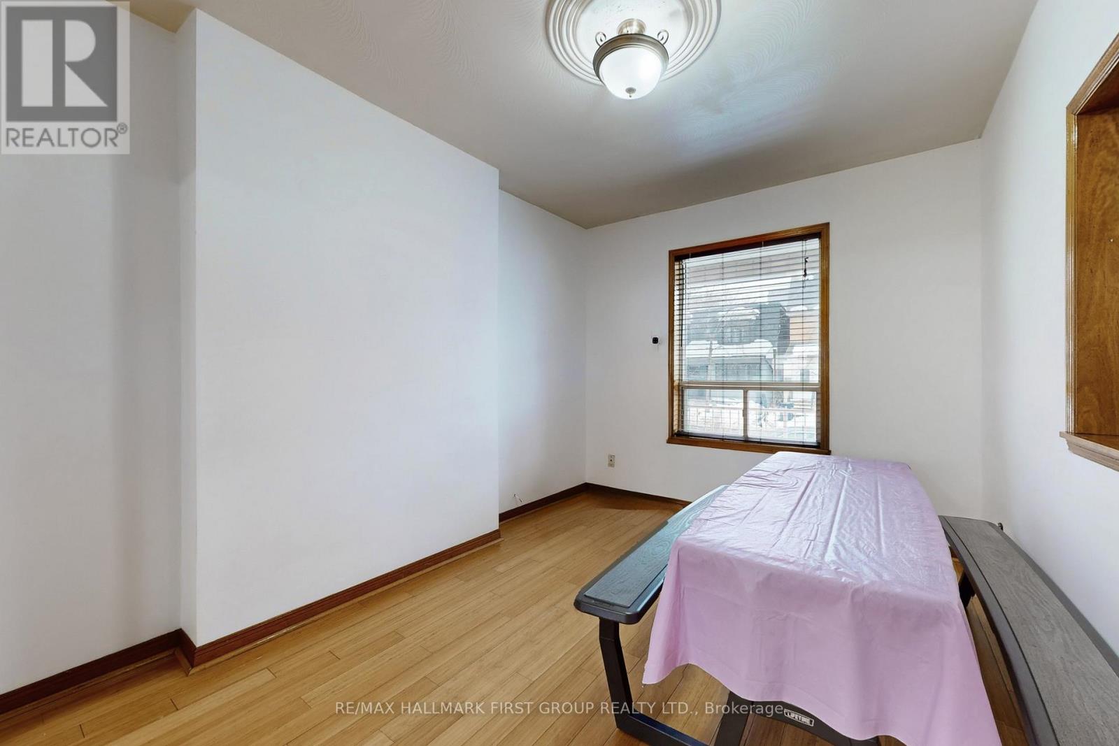 480 Lansdowne Avenue, Toronto, Ontario  M6H 3Y3 - Photo 11 - W12786548