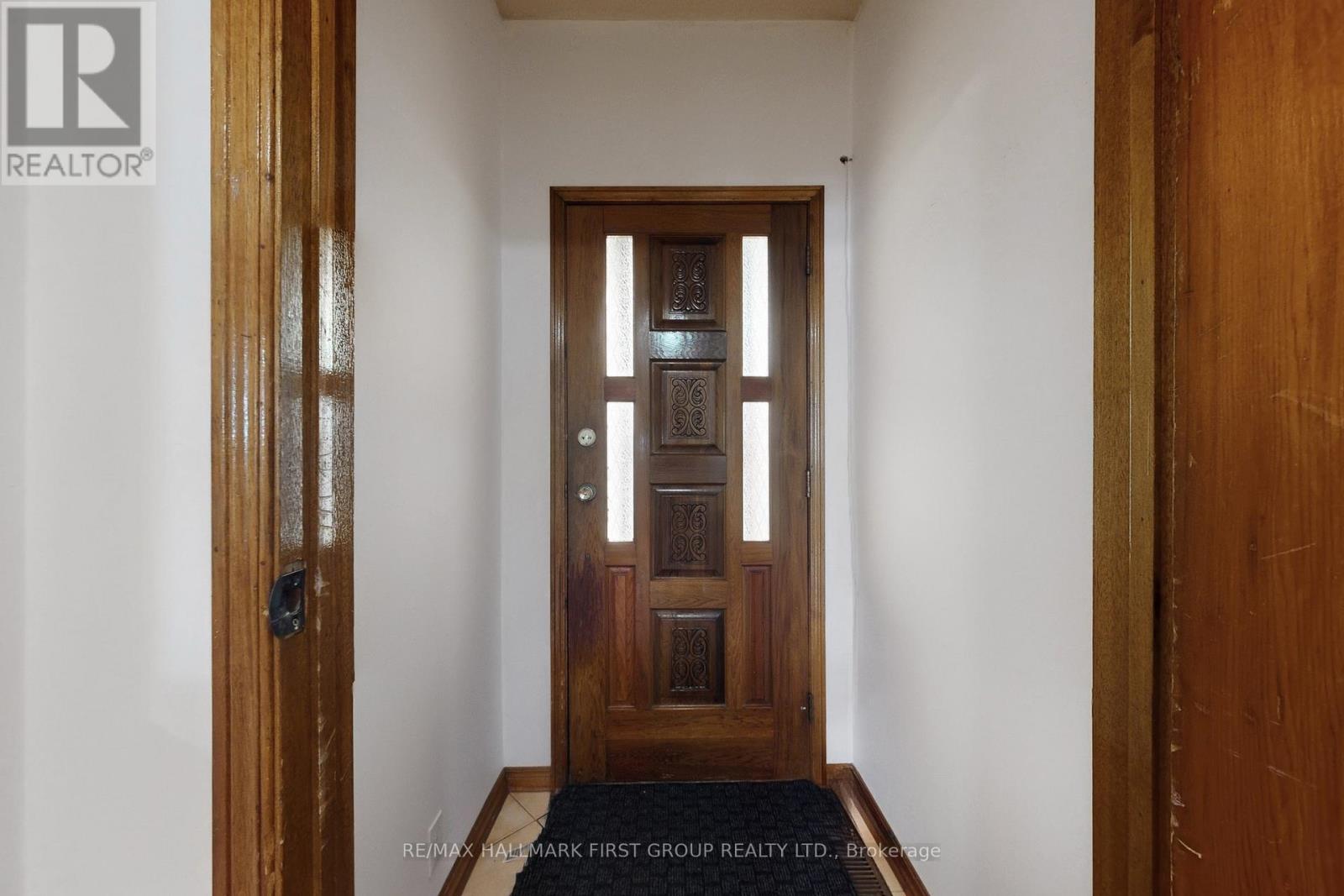 480 Lansdowne Avenue, Toronto, Ontario  M6H 3Y3 - Photo 19 - W12786548