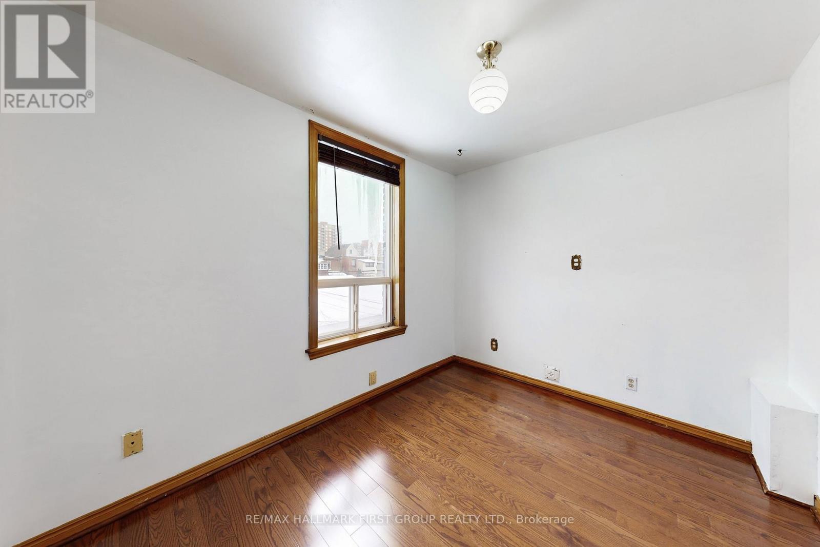 480 Lansdowne Avenue, Toronto, Ontario  M6H 3Y3 - Photo 26 - W12786548