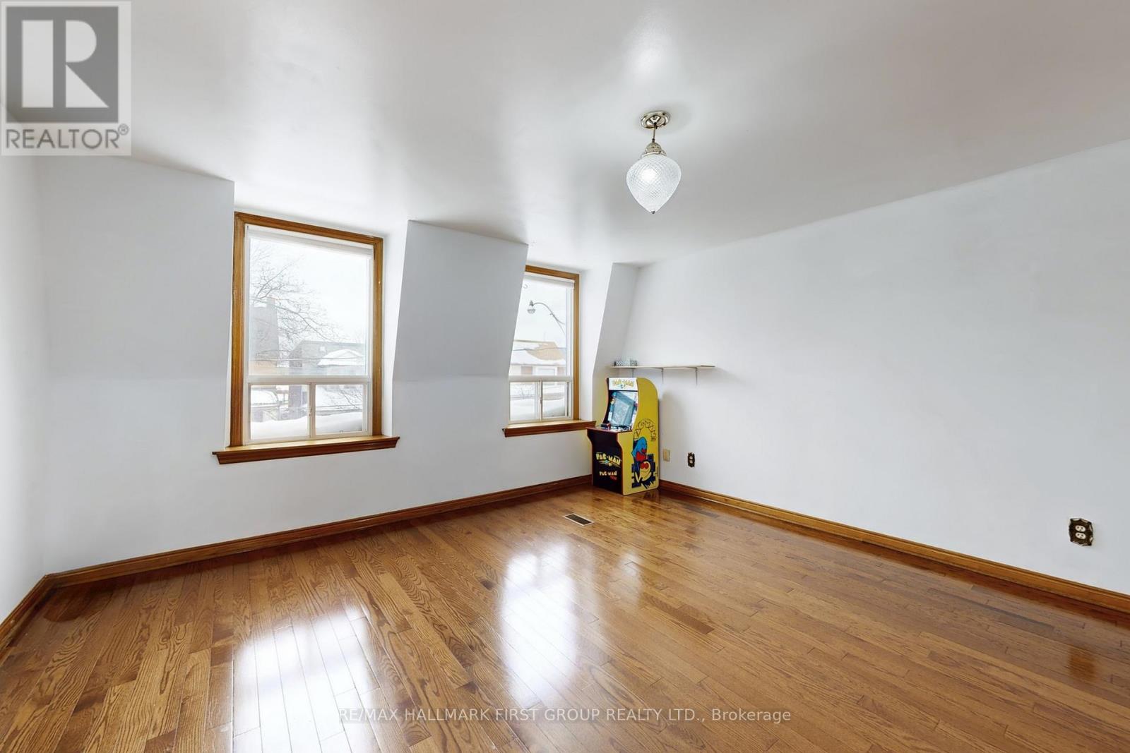 480 Lansdowne Avenue, Toronto, Ontario  M6H 3Y3 - Photo 29 - W12786548