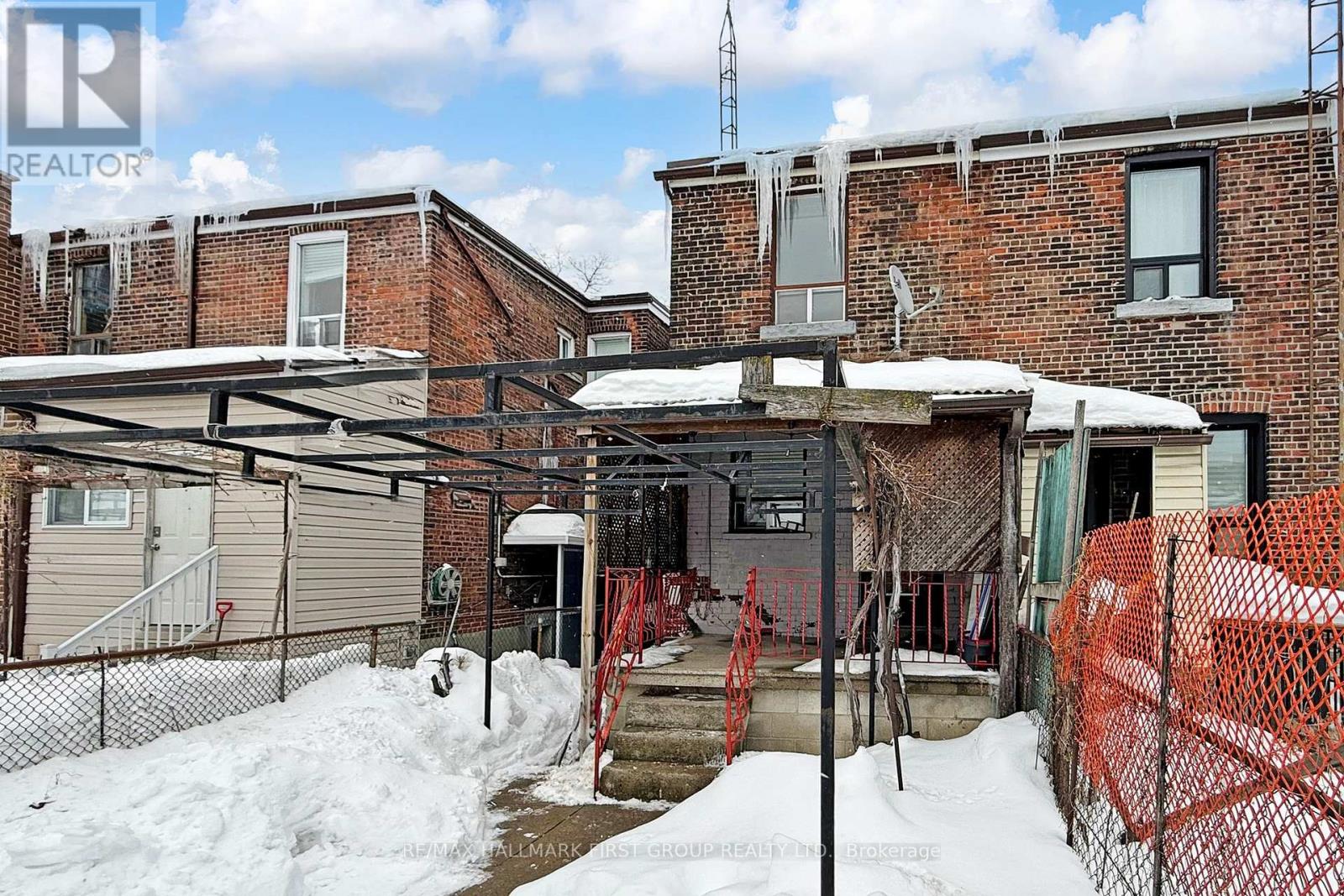 480 Lansdowne Avenue, Toronto, Ontario  M6H 3Y3 - Photo 36 - W12786548