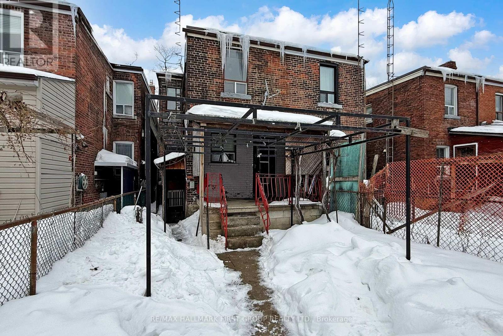 480 Lansdowne Avenue, Toronto, Ontario  M6H 3Y3 - Photo 37 - W12786548