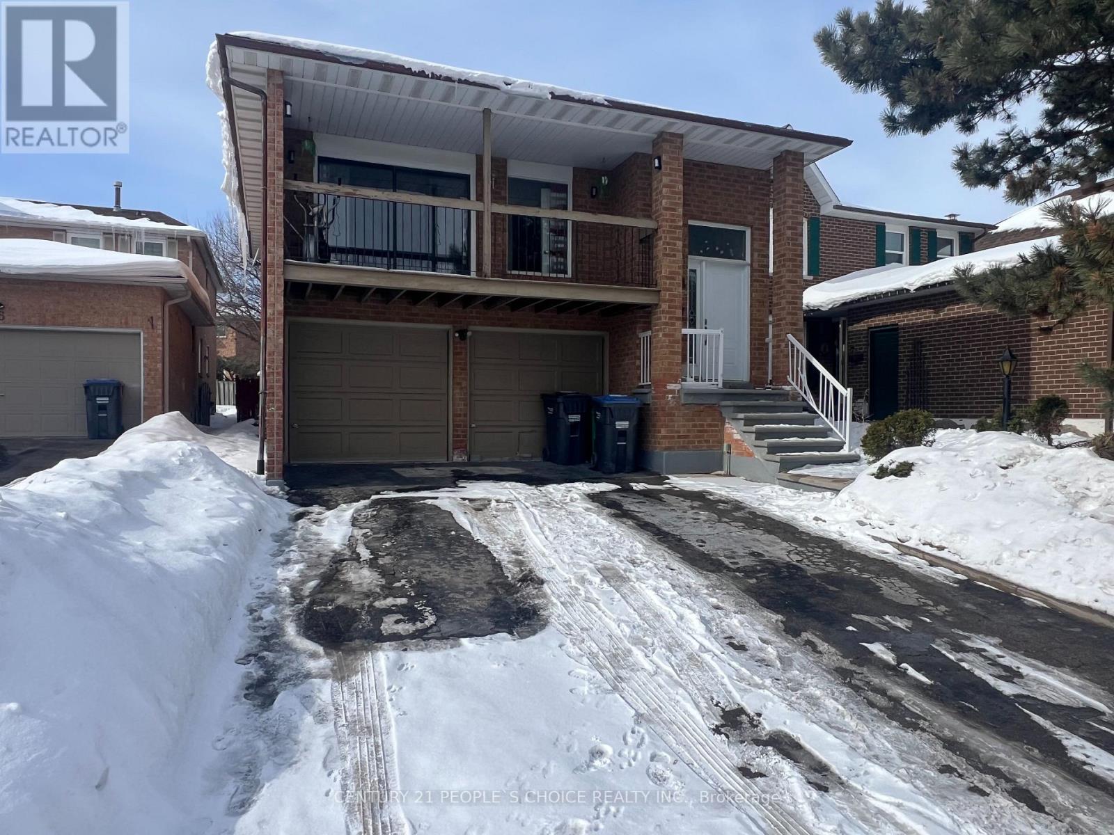 14 Albermarle Court, Brampton, Ontario  L6Z 1R4 - Photo 2 - W12740264