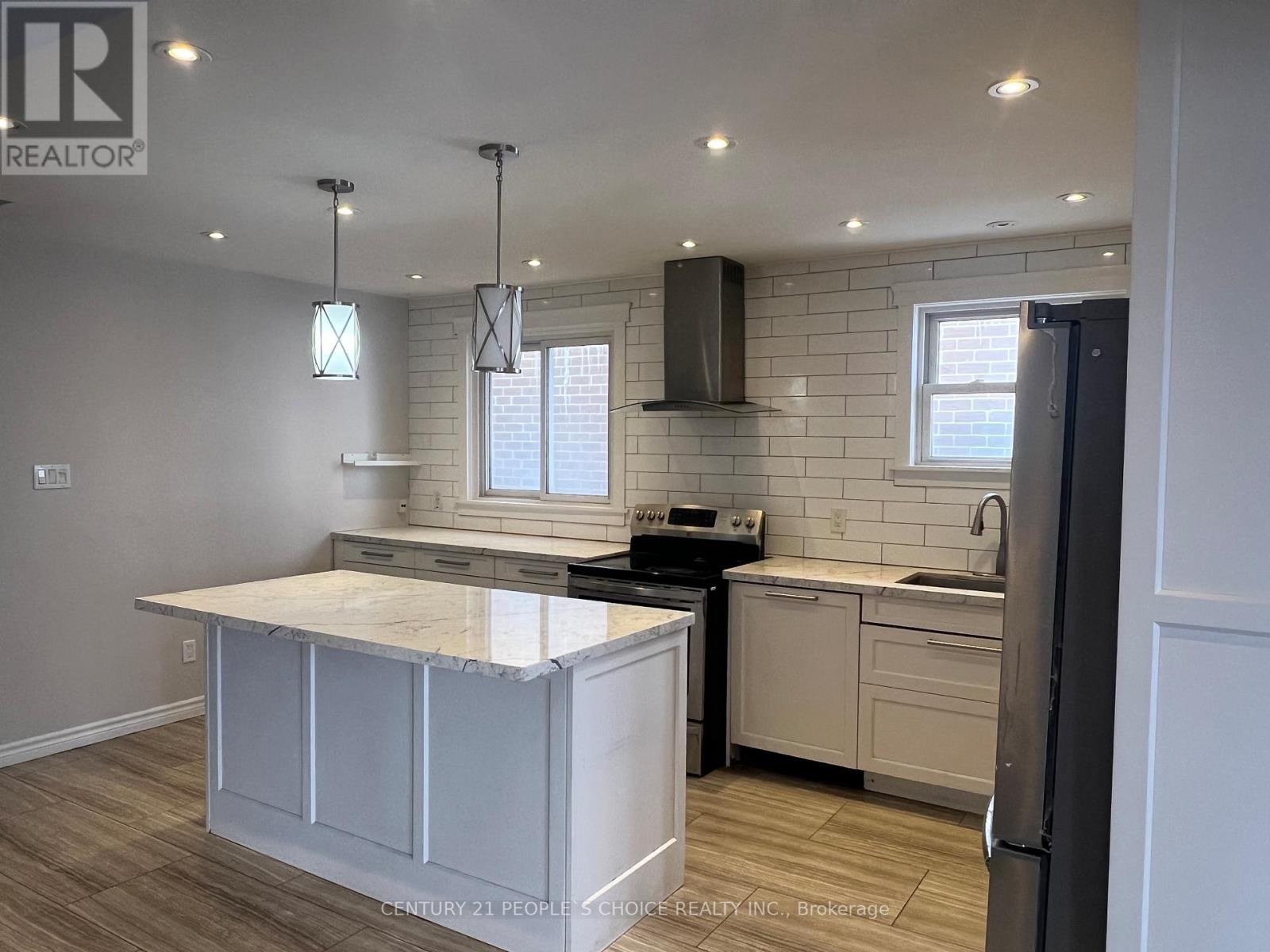 14 Albermarle Court, Brampton, Ontario  L6Z 1R4 - Photo 8 - W12740264