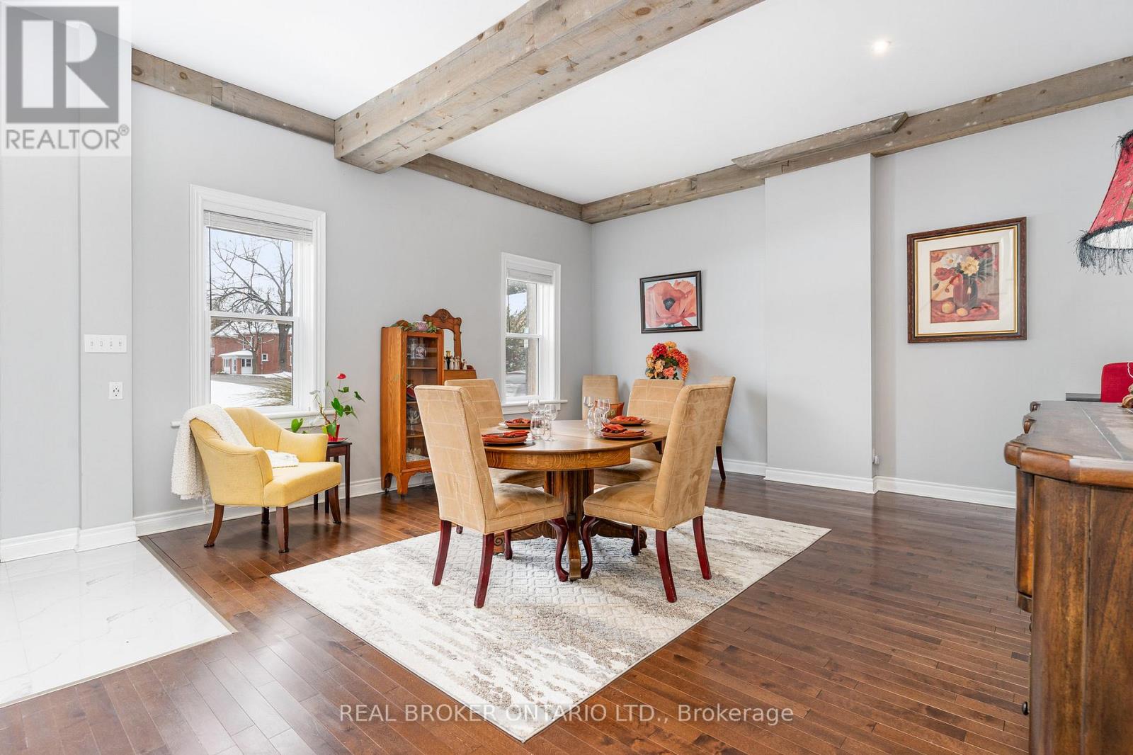 292 Lambton Street W, West Grey, Ontario  N0G 1R0 - Photo 5 - X12786378