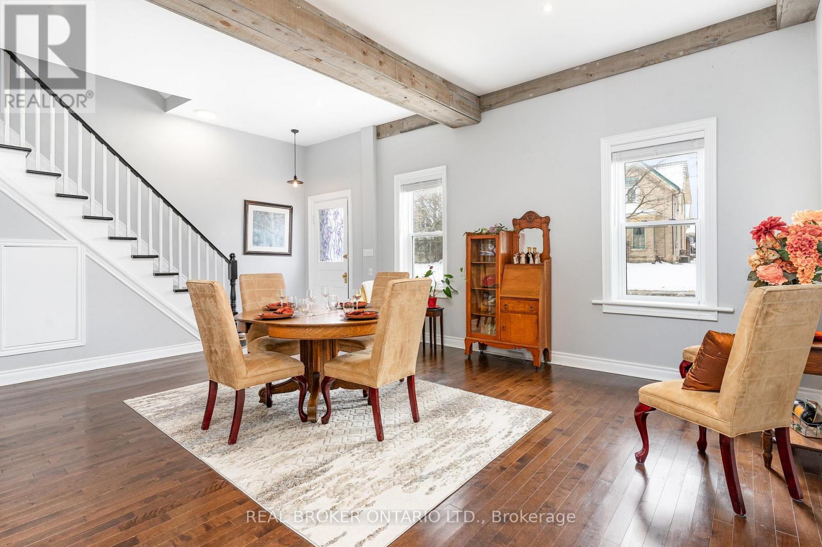 292 Lambton Street W, West Grey, Ontario  N0G 1R0 - Photo 6 - X12786378