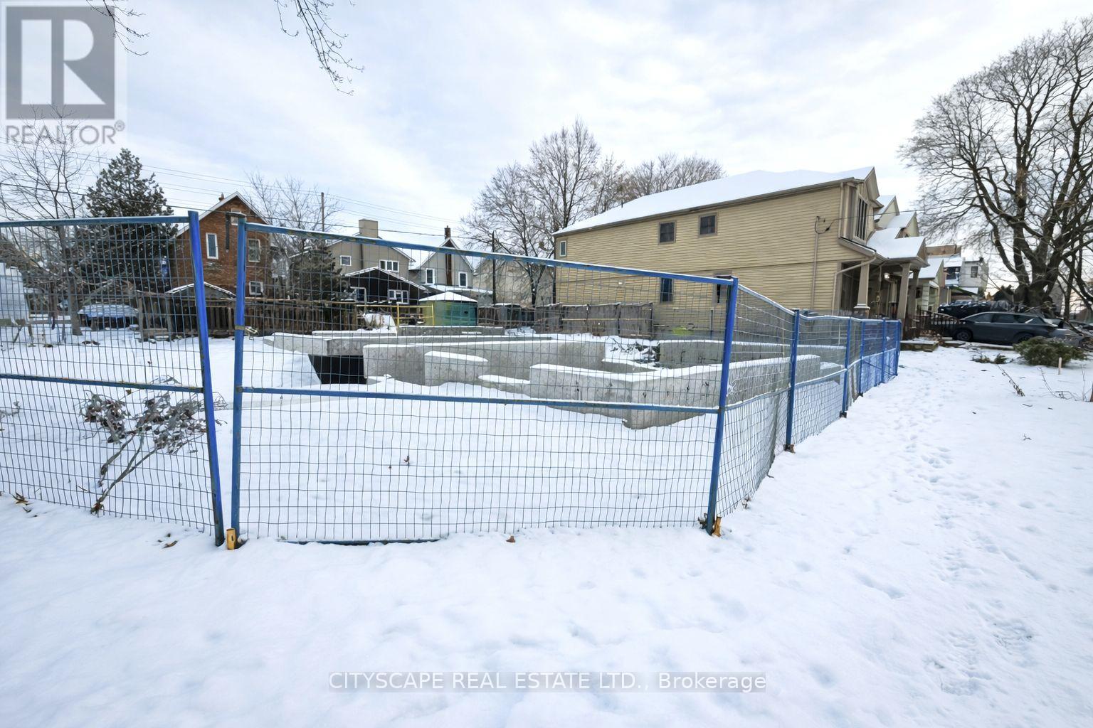 551 Edison Avenue, Ottawa, Ontario  K2A 1V5 - Photo 2 - X12786446