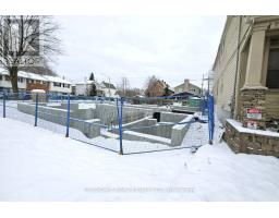 551 EDISON AVENUE, Ottawa, Ontario