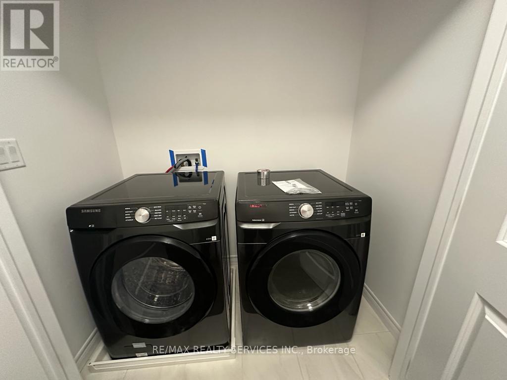 236 Longboat Run W, Brantford, Ontario  N3T 0X1 - Photo 17 - X12786482