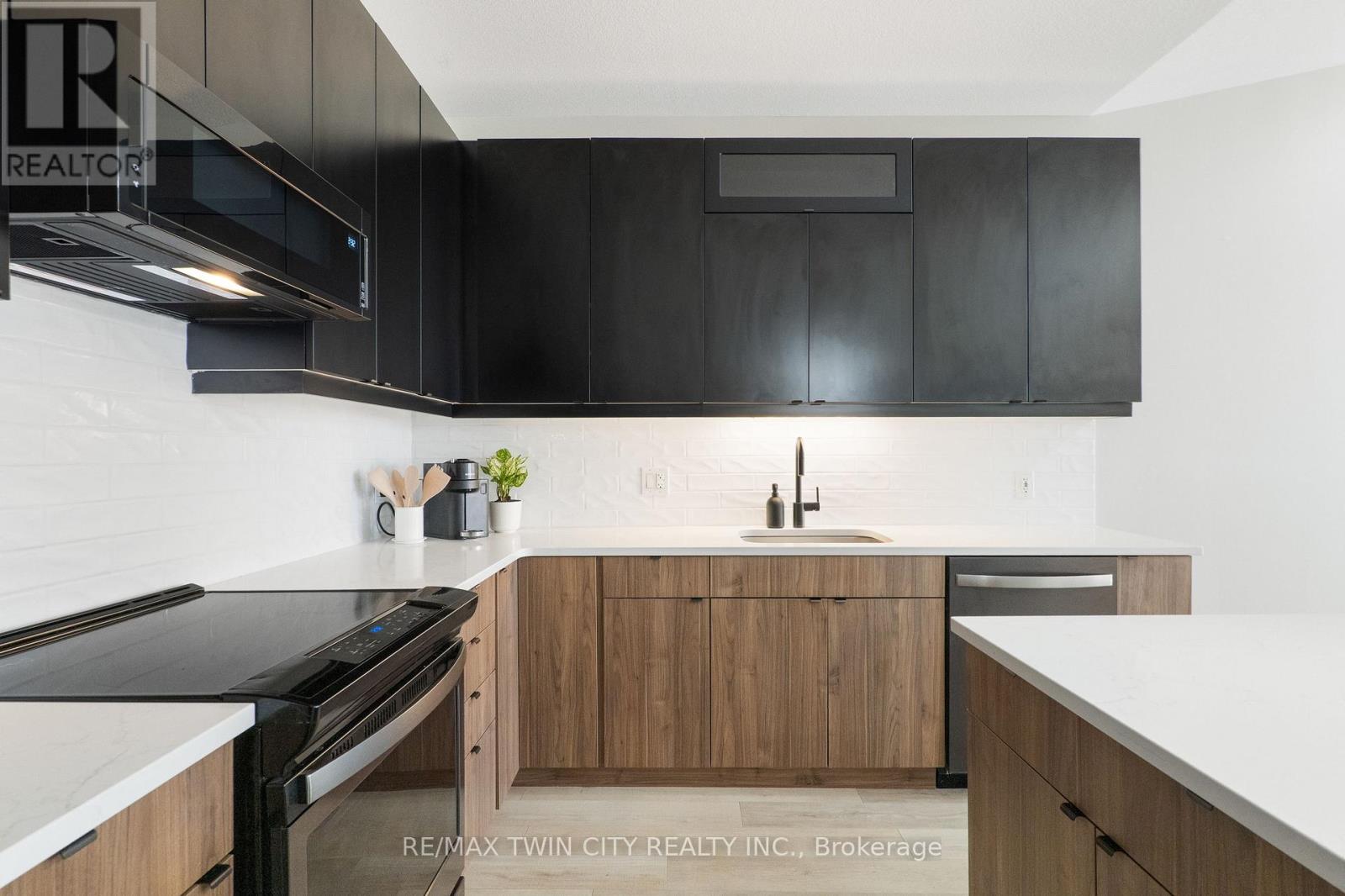 24 Yost Court, Perth East, Ontario  N0K 1M0 - Photo 15 - X12786526