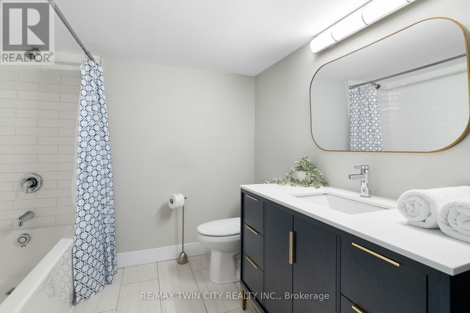 24 Yost Court, Perth East, Ontario  N0K 1M0 - Photo 43 - X12786526