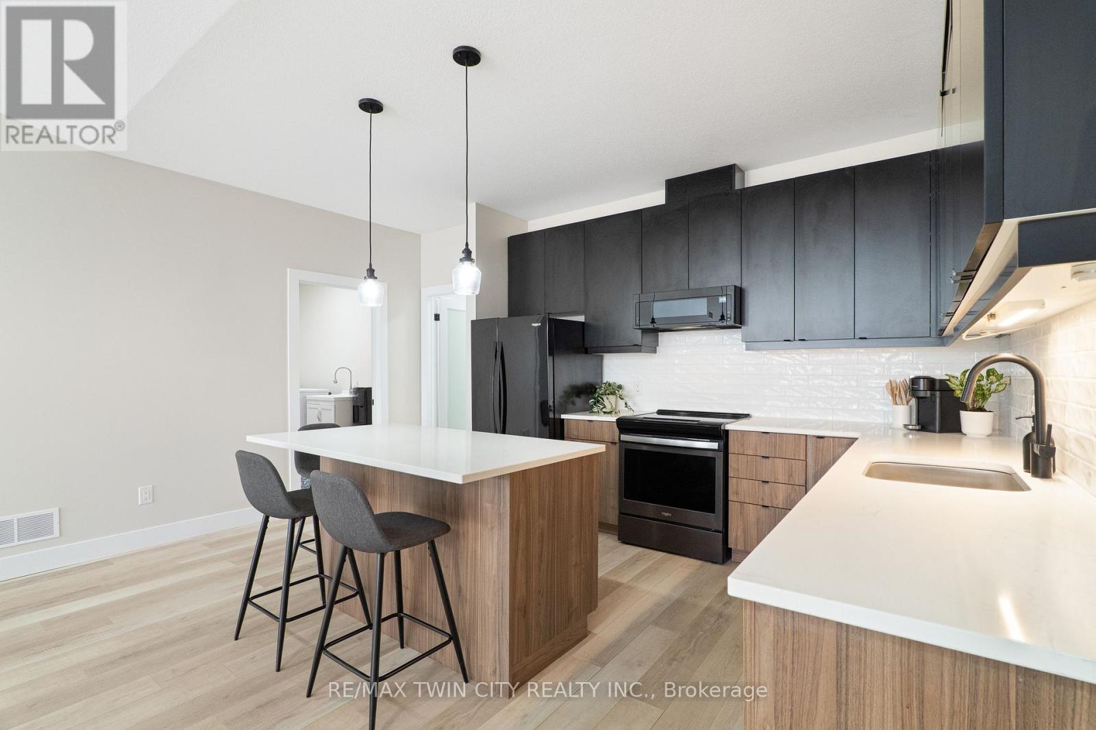 24 Yost Court, Perth East, Ontario  N0K 1M0 - Photo 7 - X12786526