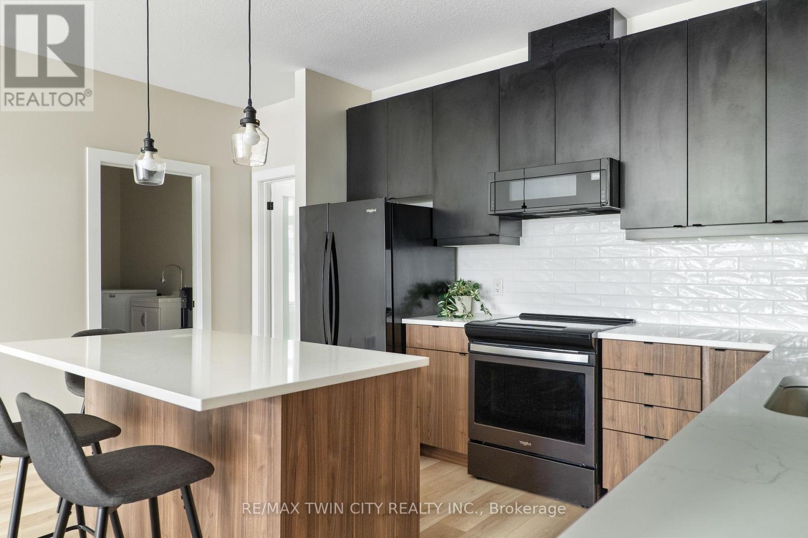 24 Yost Court, Perth East, Ontario  N0K 1M0 - Photo 8 - X12786526