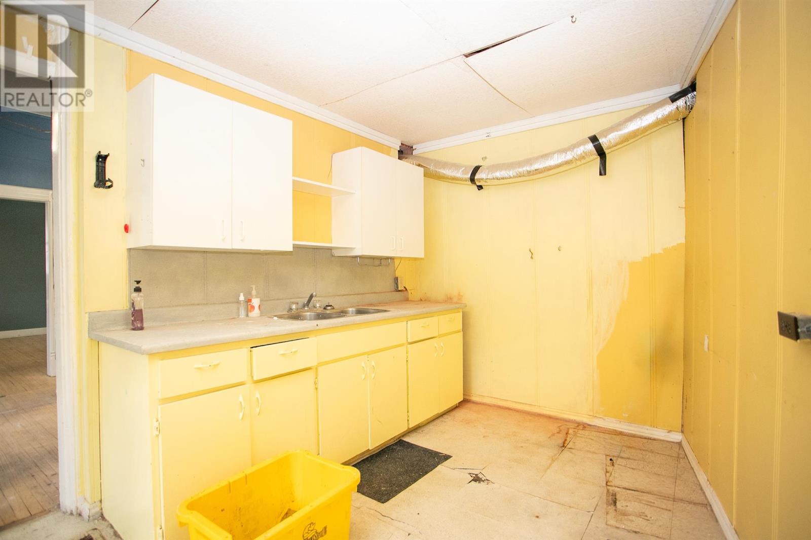 346 Bruce St, Sault Ste. Marie, Ontario  P6B 1P7 - Photo 4 - SM252714