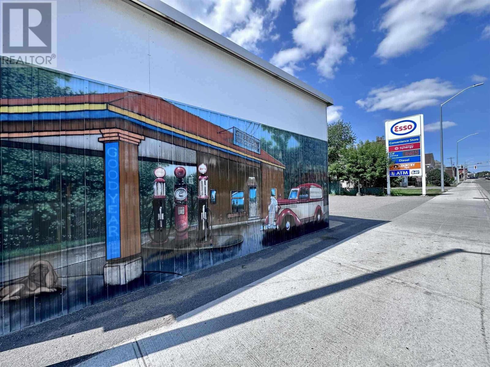 207 Wellington St, Sault Ste. Marie, Ontario  P6A 1H5 - Photo 3 - SM253363