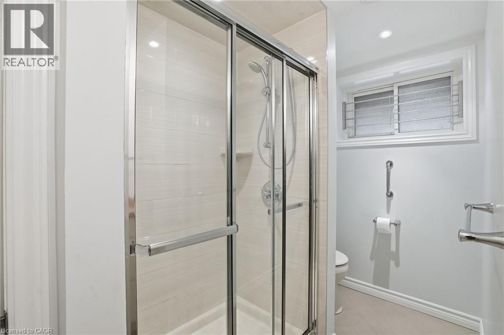 11 Mays Crescent, Waterdown, Ontario  L0R 2H4 - Photo 37 - 40804085